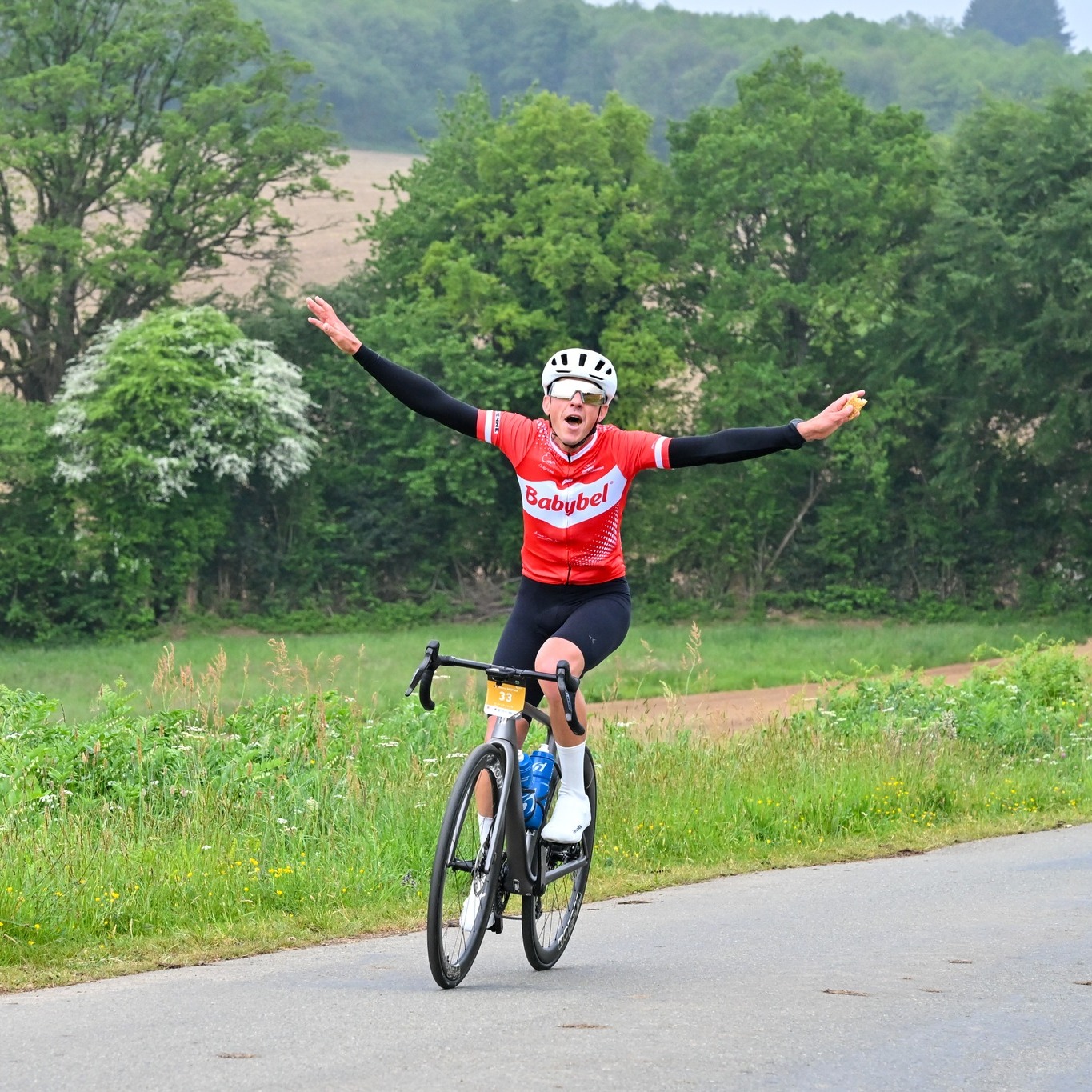 📷 Photos

▪️Photos officielles (Running et Gravel / Cyclo) 👉  https://cyclosportive-babybel.fr/edition/2026/

▪️Photos individuelles
🚴 ROUTE 👉  https://photossports.capture-ai.fr/events/la-cyclo-babybel

🚵‍♂️ GRAVEL 👉  https://photossports.capture-ai.fr/events/la-cyclo-babybel---gravel

#CyclosportiveBabybel #BBL #CycloBBL #Babybel #Mayenne #Evron #Cyclo #Gravel #Cyclosport #LaurentJalabert #Cycling #ekoi #ekoicycling #ekoiracing
